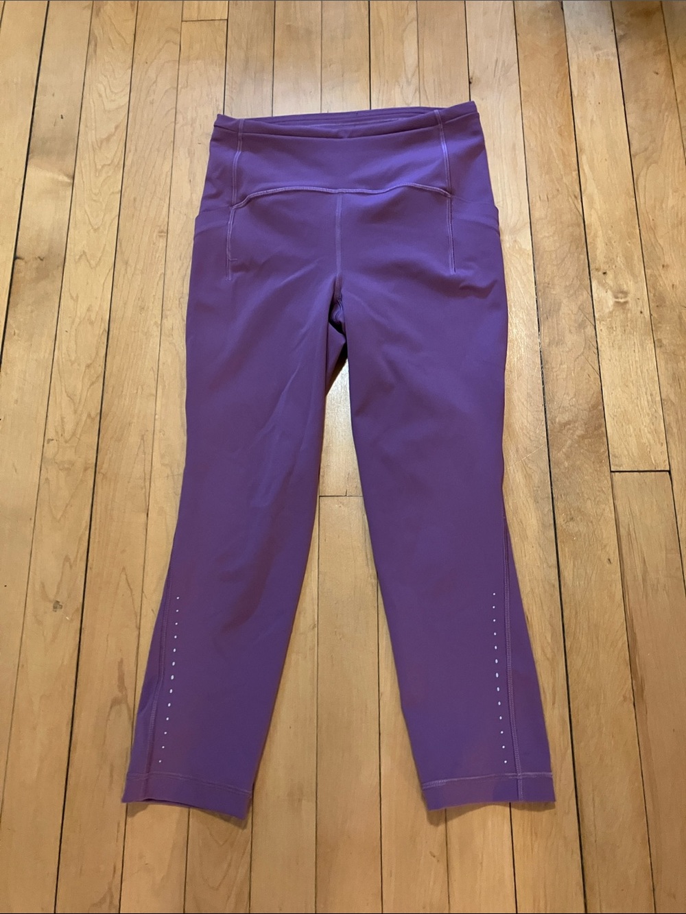 Lululemon Light Purple Pocket Capri Leggings Size 4